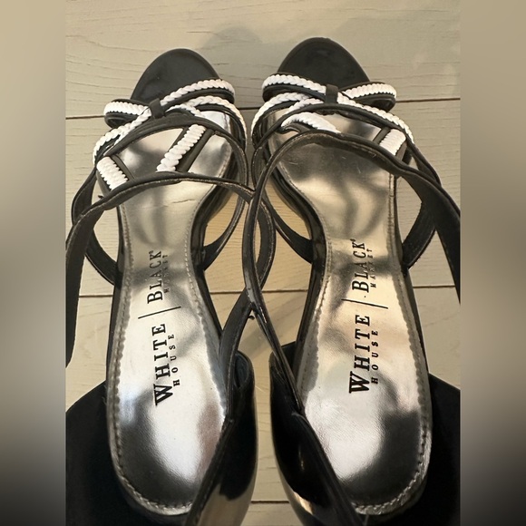 White House Black Market women’s 8.5 Black and White Strappy Heels Platforms - Picture 6 of 9